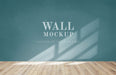 Free Empty Room With A Green Wall Mockup