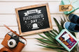Free Fathers Day Mockup With Slate Psd