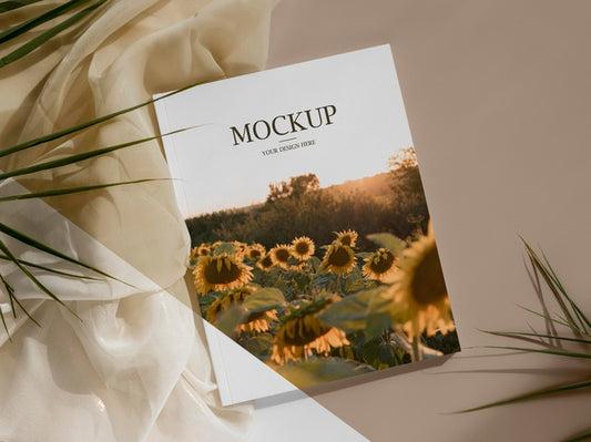 Free Flat Lay Magazine And Leaves Assortment Psd