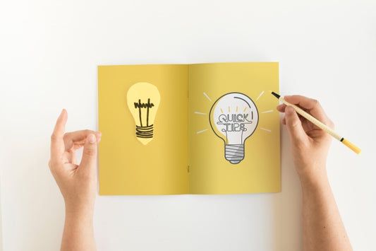 Free Folded Paper Mockup With Tips Concept Psd