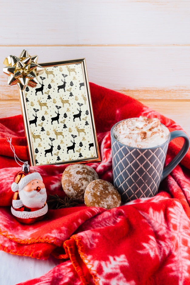 Free Frame Mockup With Christmas Elements Psd