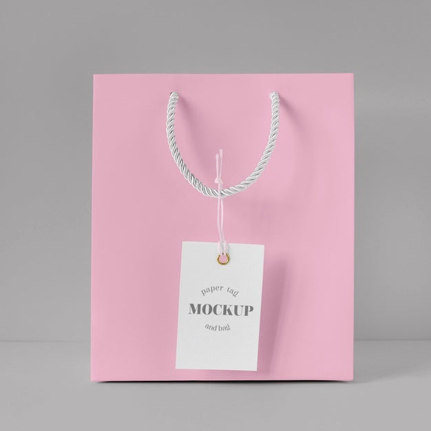 Free Front View Of Paper Shopping Bag Mock-Up With Paper Tag Psd