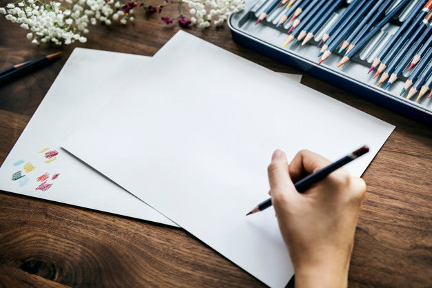 Free Illustrationist Workspace Concept With Copyspace Psd