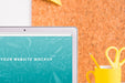 Free Laptop Mockup For Website Presentation With Back To School Concept Psd