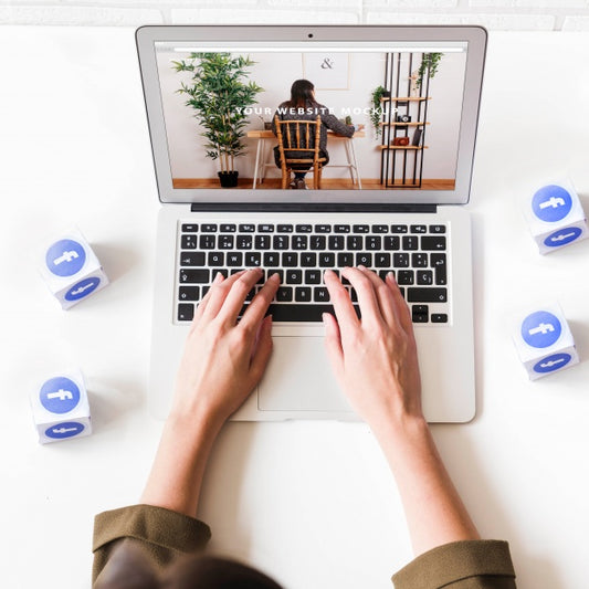 Free Laptop Mockup With Social Network Concept Psd