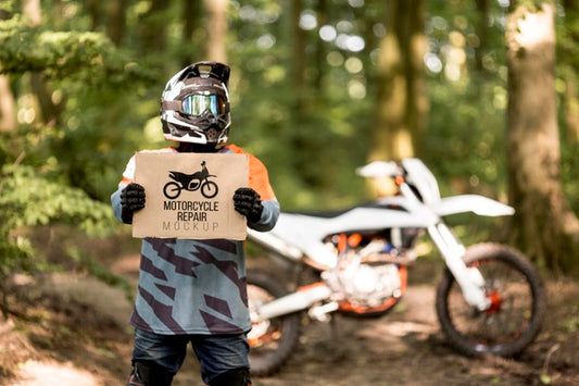 Free Motorcyclist Holding Sign Psd
