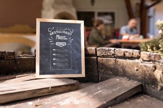 Free Outdoor Food Menu Concept Mock-Up Psd