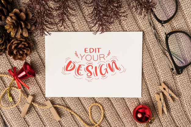 Free Paper Greeting Card Psd Mockup Psd