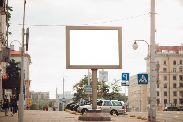 Free Picture Of A Large Outdoor Doard For Displaying Advertisements Next To The Avenue Psd