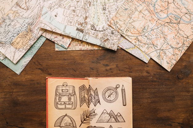 Free Retro Travel Concept Mockup With Diary Psd