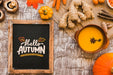Free Slate Mockup With Autumn Concept Psd