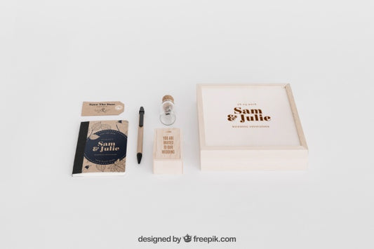 Free Stationery Cardboard Concept Psd