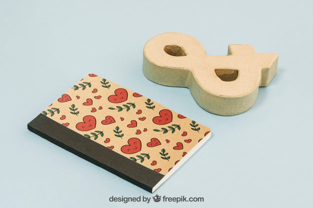 Free Stationery Cardboard Concept Psd