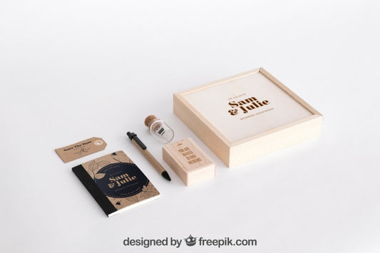 Free Stationery Cardboard Concept Psd