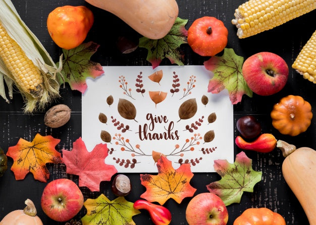 Free Thanksgiving Mockup With Cover Or Paper Psd