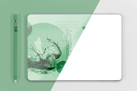 Free Top View Of Back To School Tablet With Pen Psd
