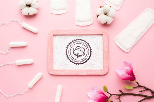 Free Top View Personal Care Accessories With Mock-Up Psd