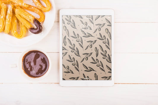 Free Traditional Spanish Food Mockup With Tablet Psd